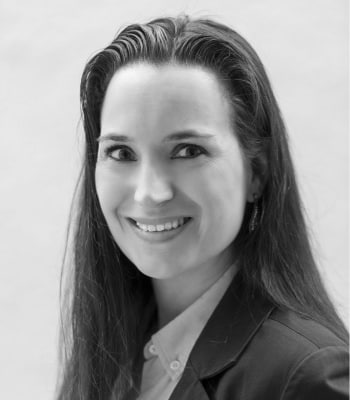 Dr. Yvonne Neuhäusler